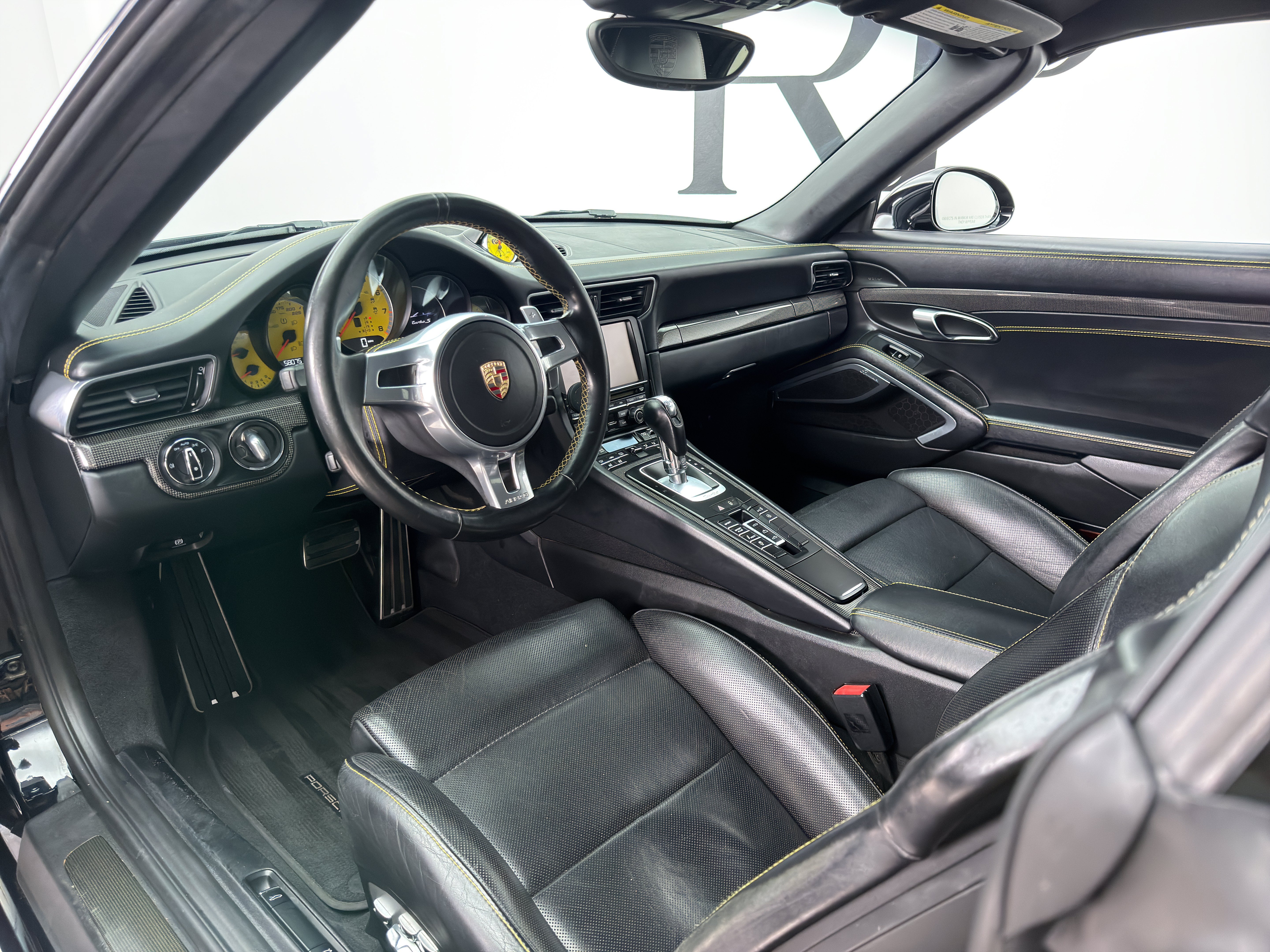 Used 2015 Porsche 911 Turbo S AWD/4WD image 2