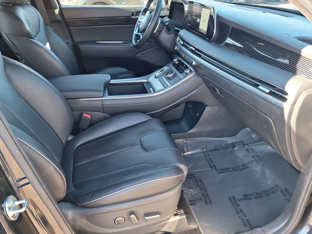 Used 2023 Hyundai Palisade Calligraphy image 25