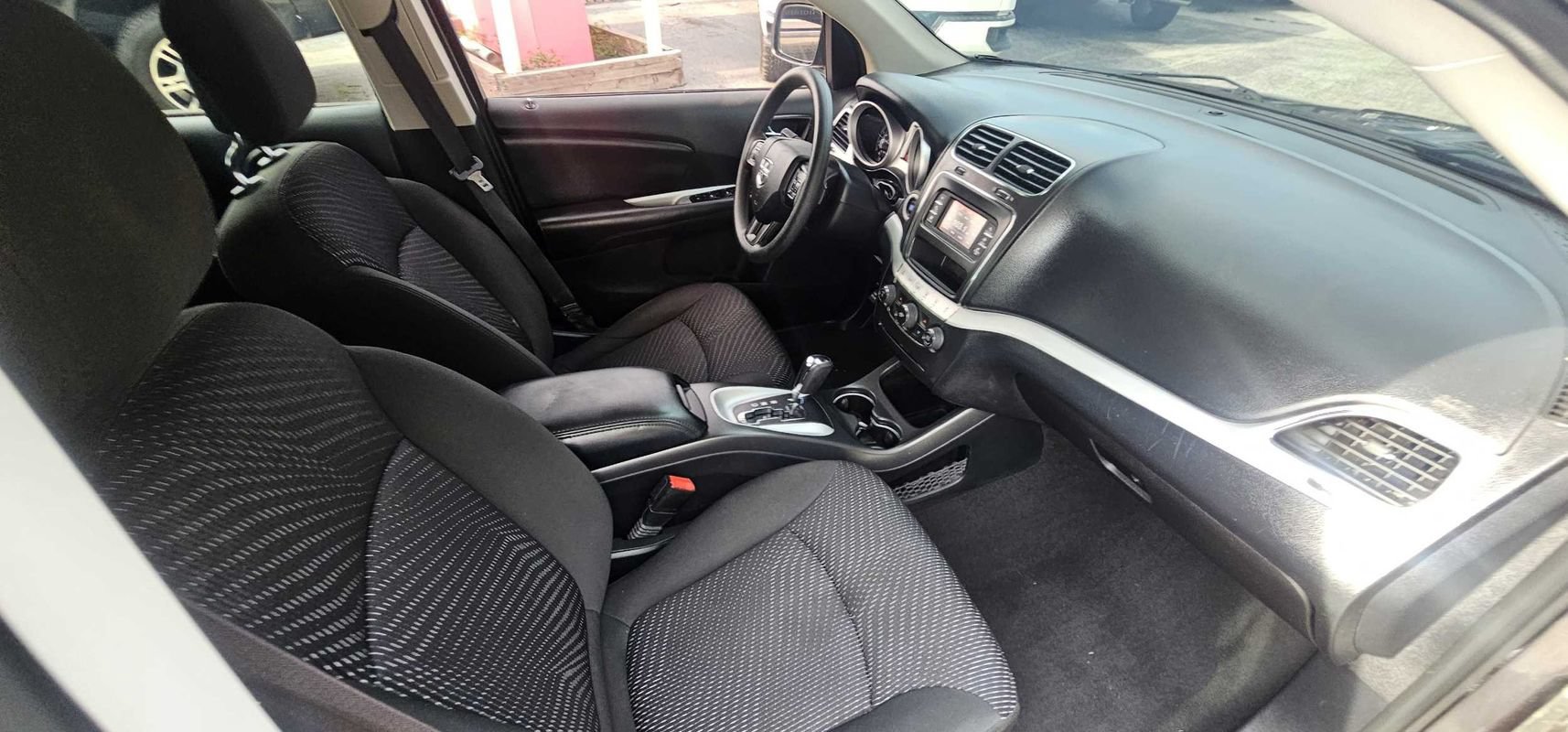 Used 2019 Dodge Journey SE w/ Blacktop Package FWD image 28