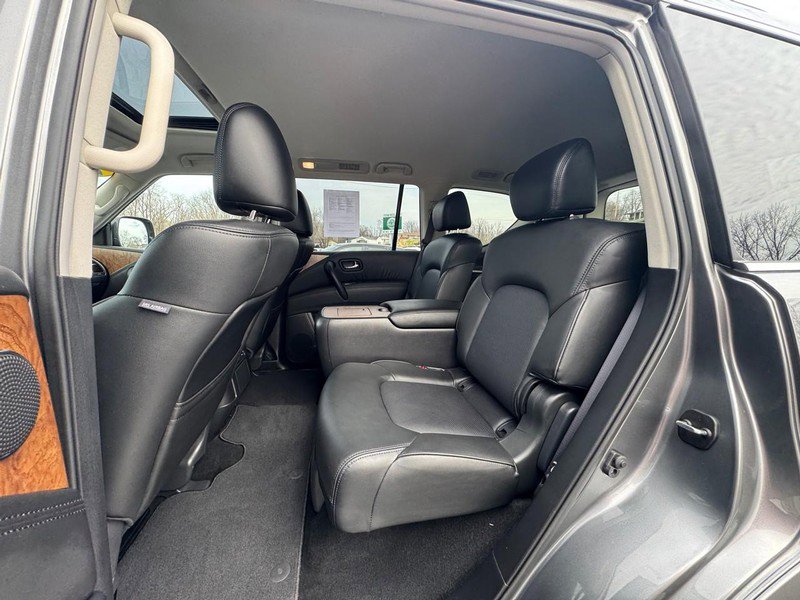 Used 2024 Nissan Armada SL w/ Captain's Chairs Package image 10