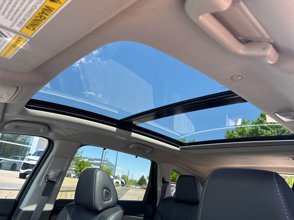 Used 2023 Acura MDX SH-AWD w/ Technology Package image 23