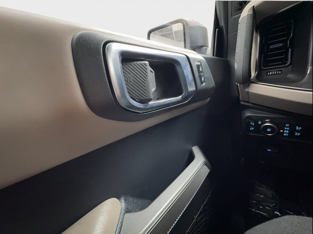 Used 2023 Ford Bronco Wildtrak AWD/4WD image 48