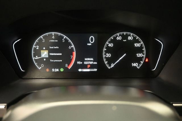 Certified 2024 Honda Pilot Touring image 6
