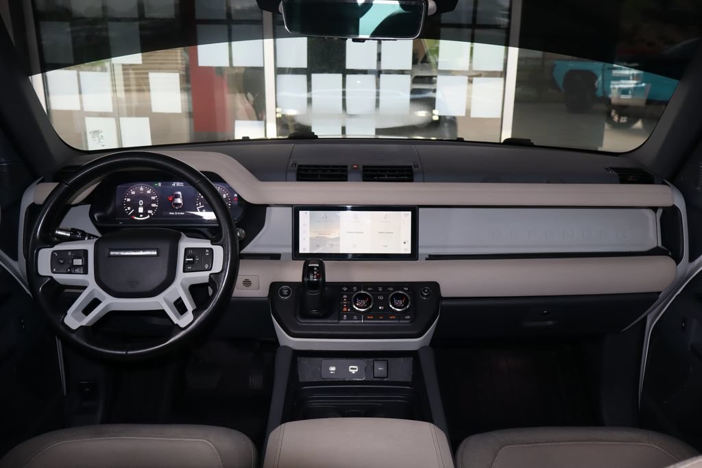 Used 2020 Land Rover Defender 110 S AWD/4WD image 33