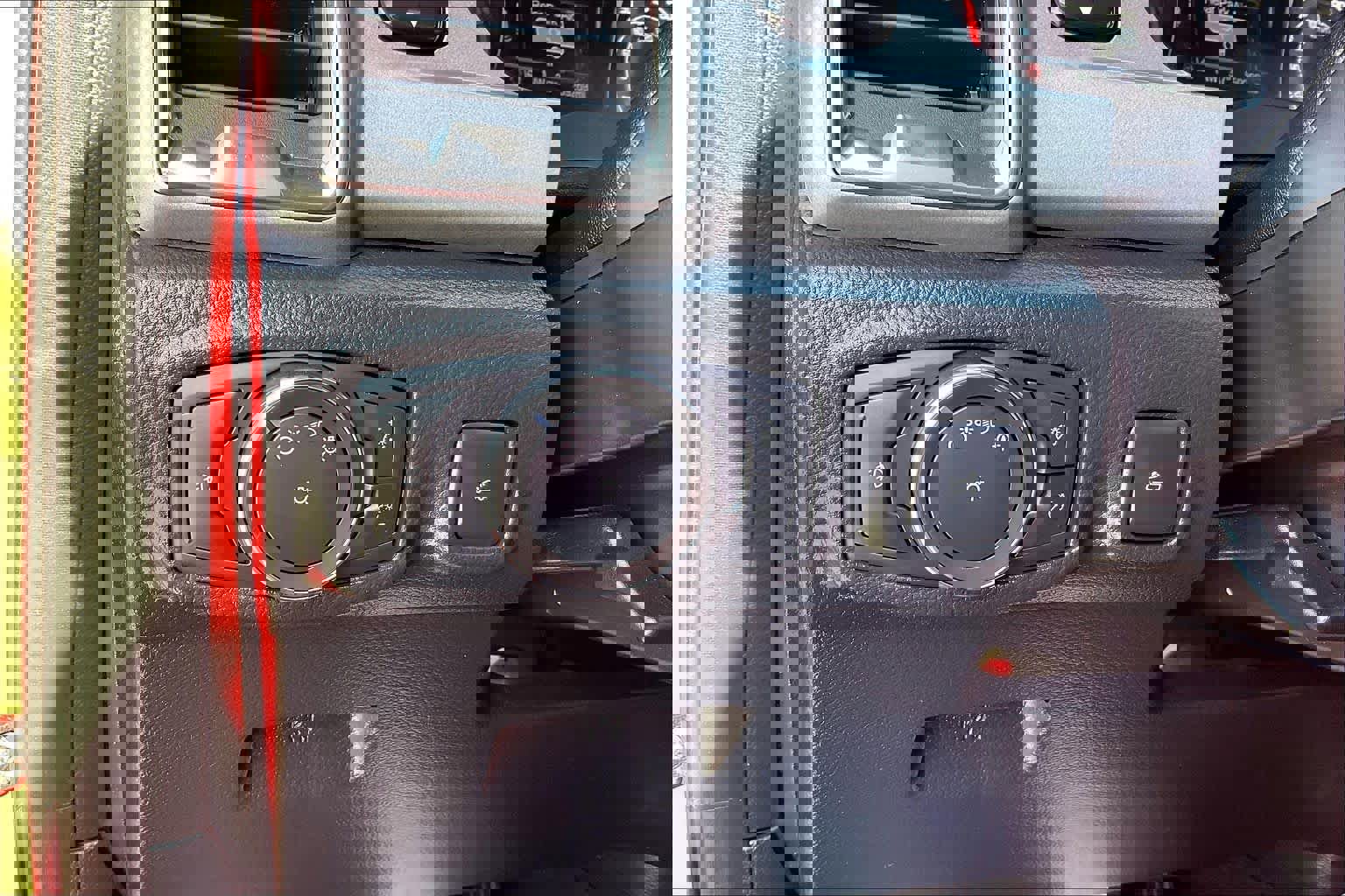 Used 2021 Ford Ranger XLT w/ Equipment Group 301A Mid image 32