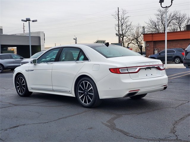 Used 2020 Lincoln Continental Reserve image 3