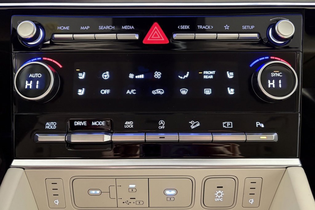 Used 2025 Hyundai Santa Fe Calligraphy image 44