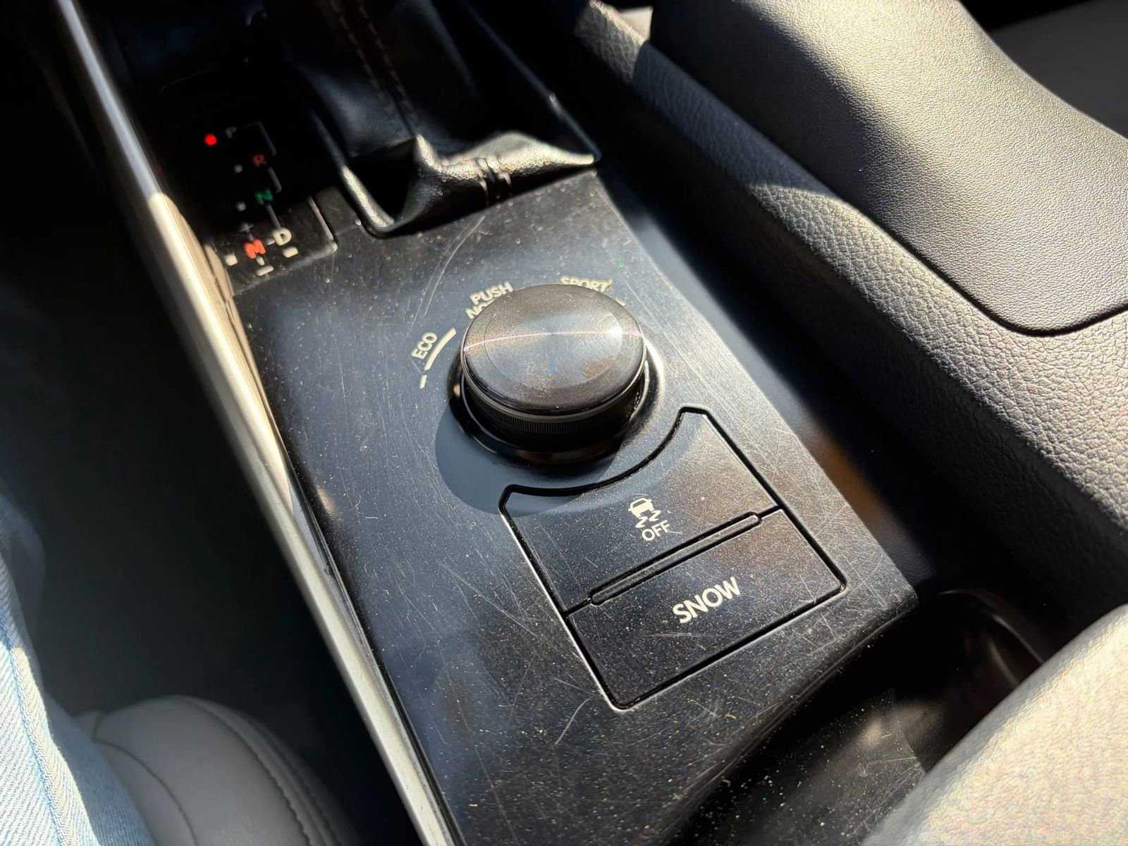 Used 2014 Lexus IS 350 w/ Navigation Package image 18