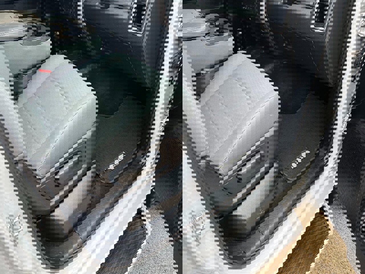 Used 2018 RAM 2500 Tradesman w/ Chrome Appearance Group image 29