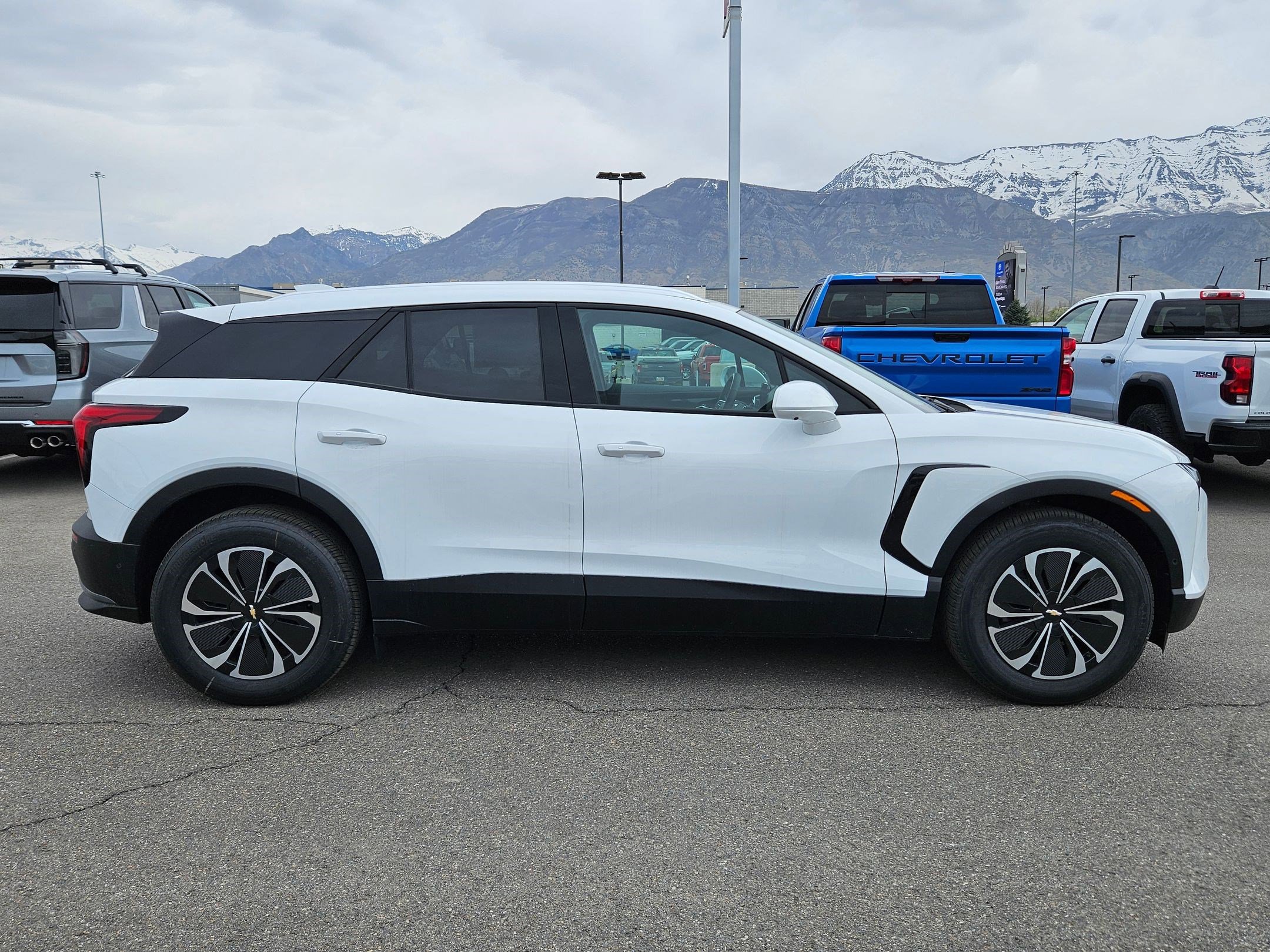 New 2025 Chevrolet Blazer EV LT w/ Super Cruise Package image 2