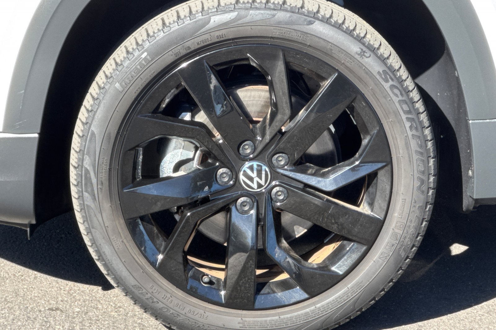 Used 2022 Volkswagen Taos SEL w/ Panoramic Sunroof Package FWD image 41