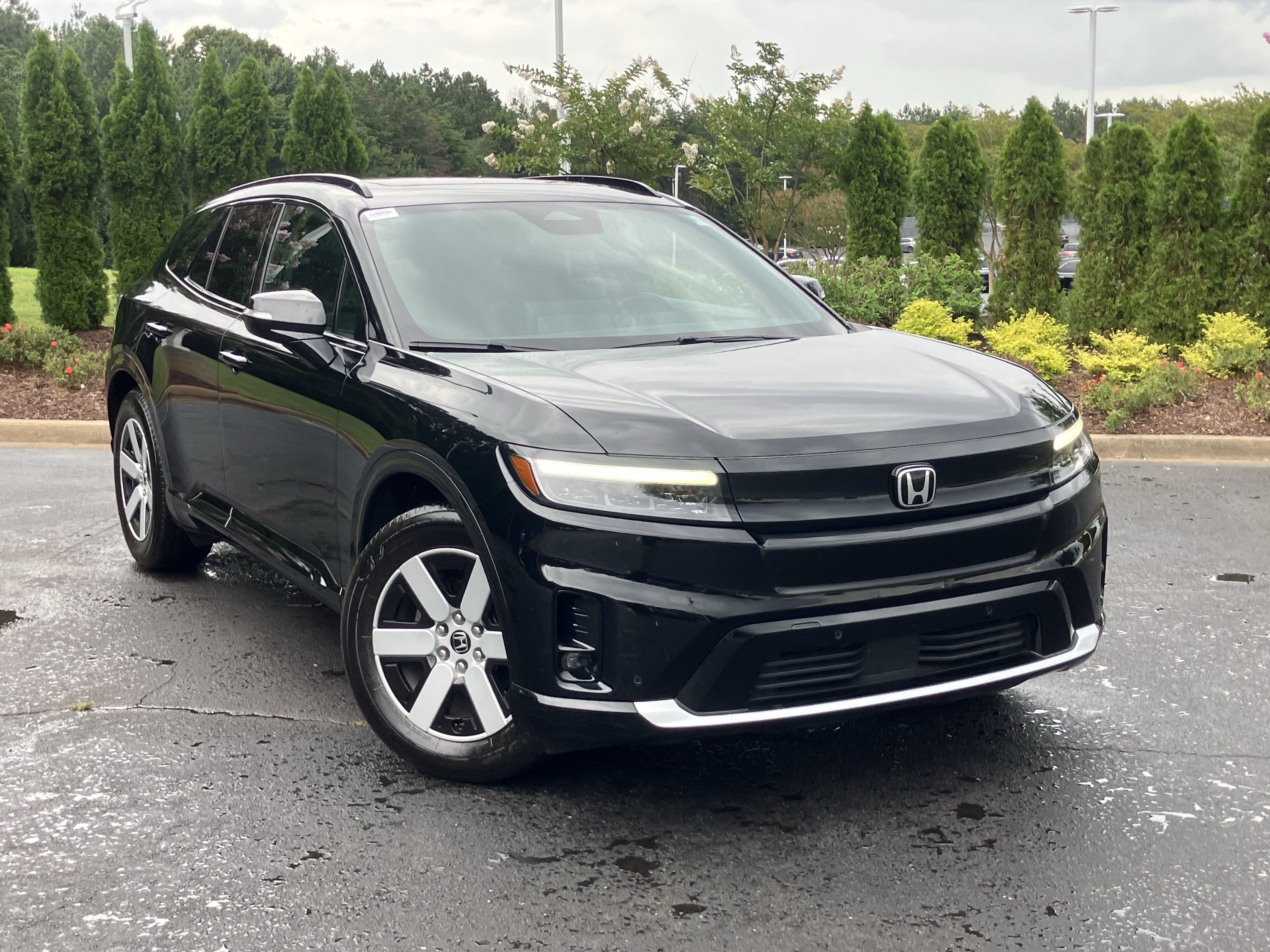 Used 2024 Honda Prologue Touring image 2