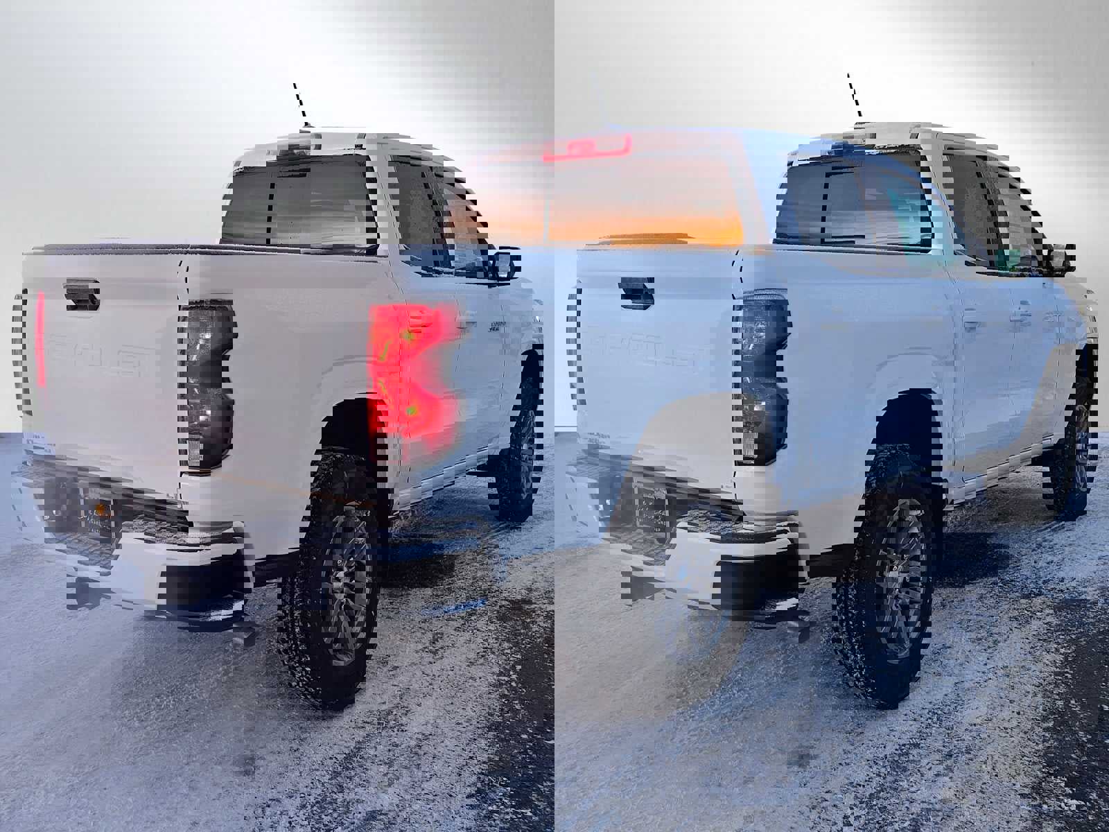 New 2024 Chevrolet Colorado LT w/ LT Convenience Package II image 7