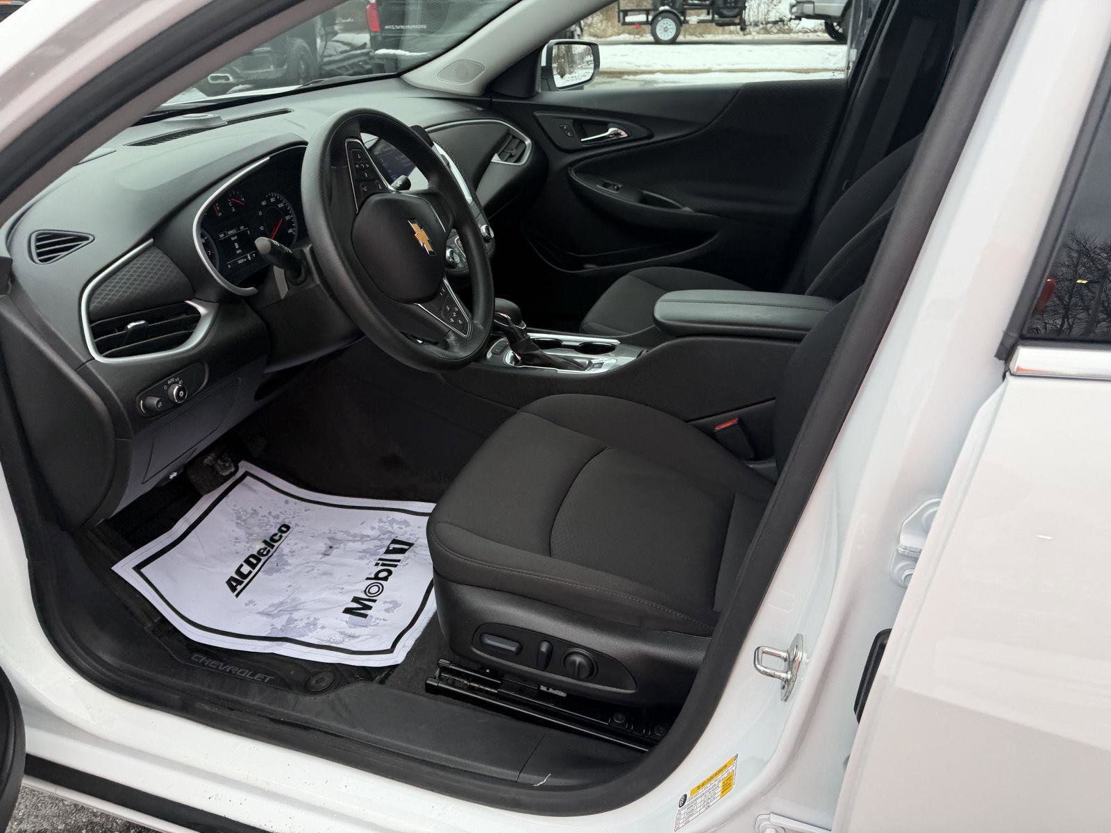 Certified 2024 Chevrolet Malibu LT image 47