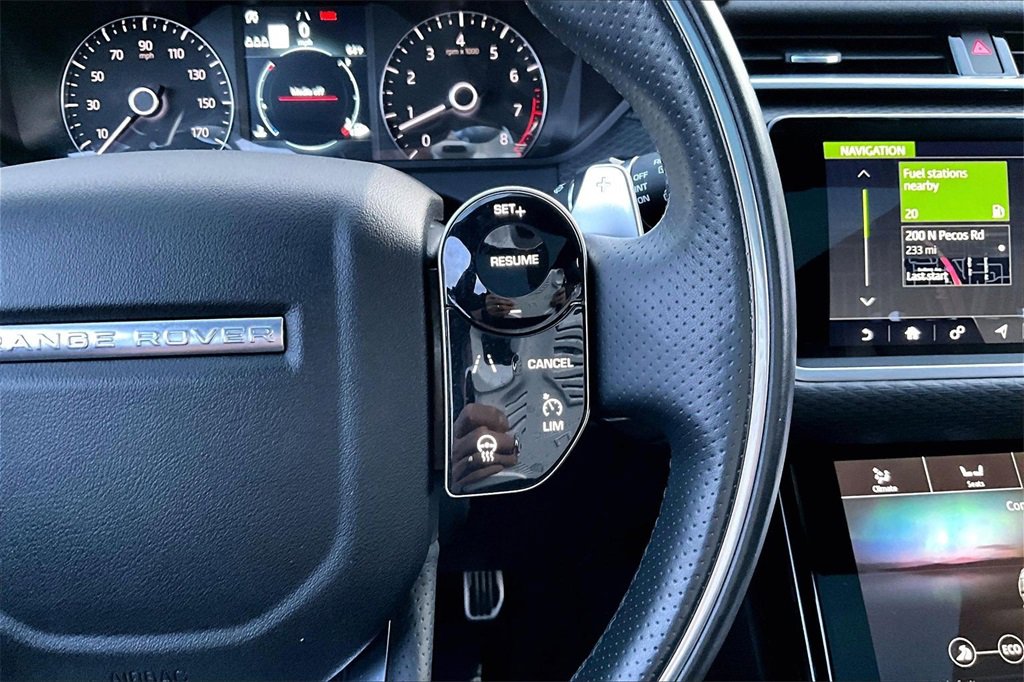 Used 2020 Land Rover Range Rover Velar R-Dynamic S image 12