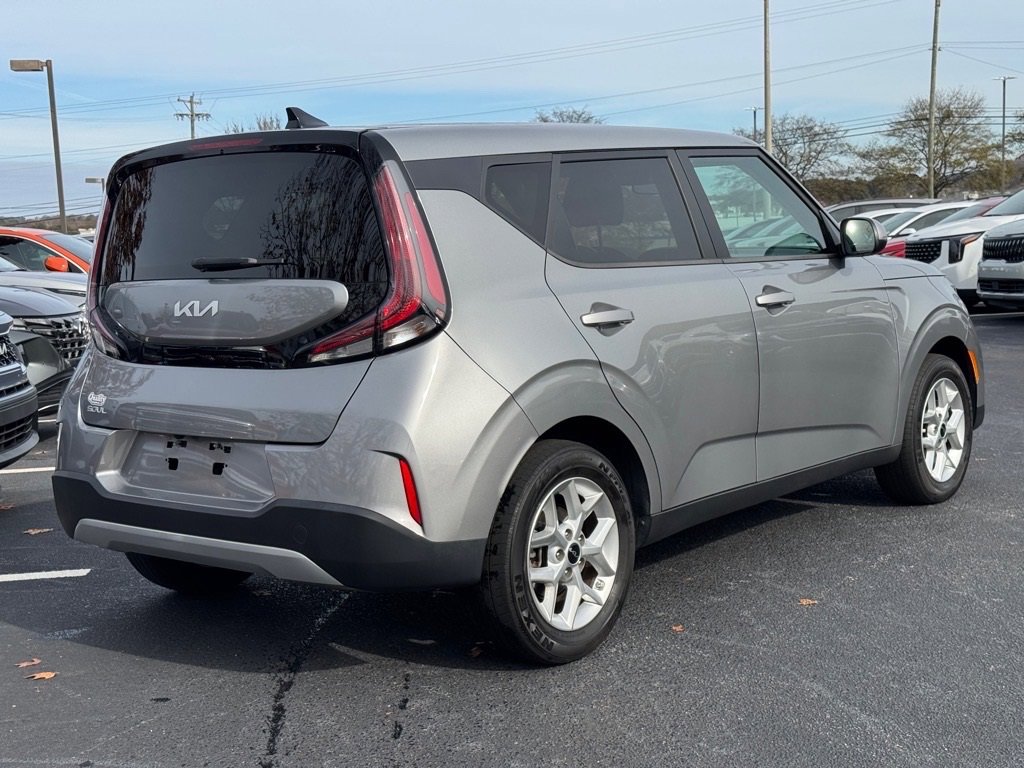 Certified 2023 Kia Soul LX w/ Option Group 015 image 3