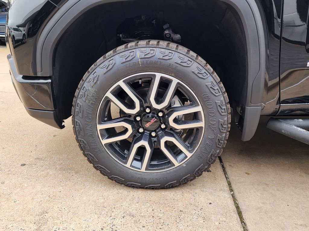 New 2026 GMC Sierra 1500 AT4 w/ AT4 Premium Package AWD/4WD image 54
