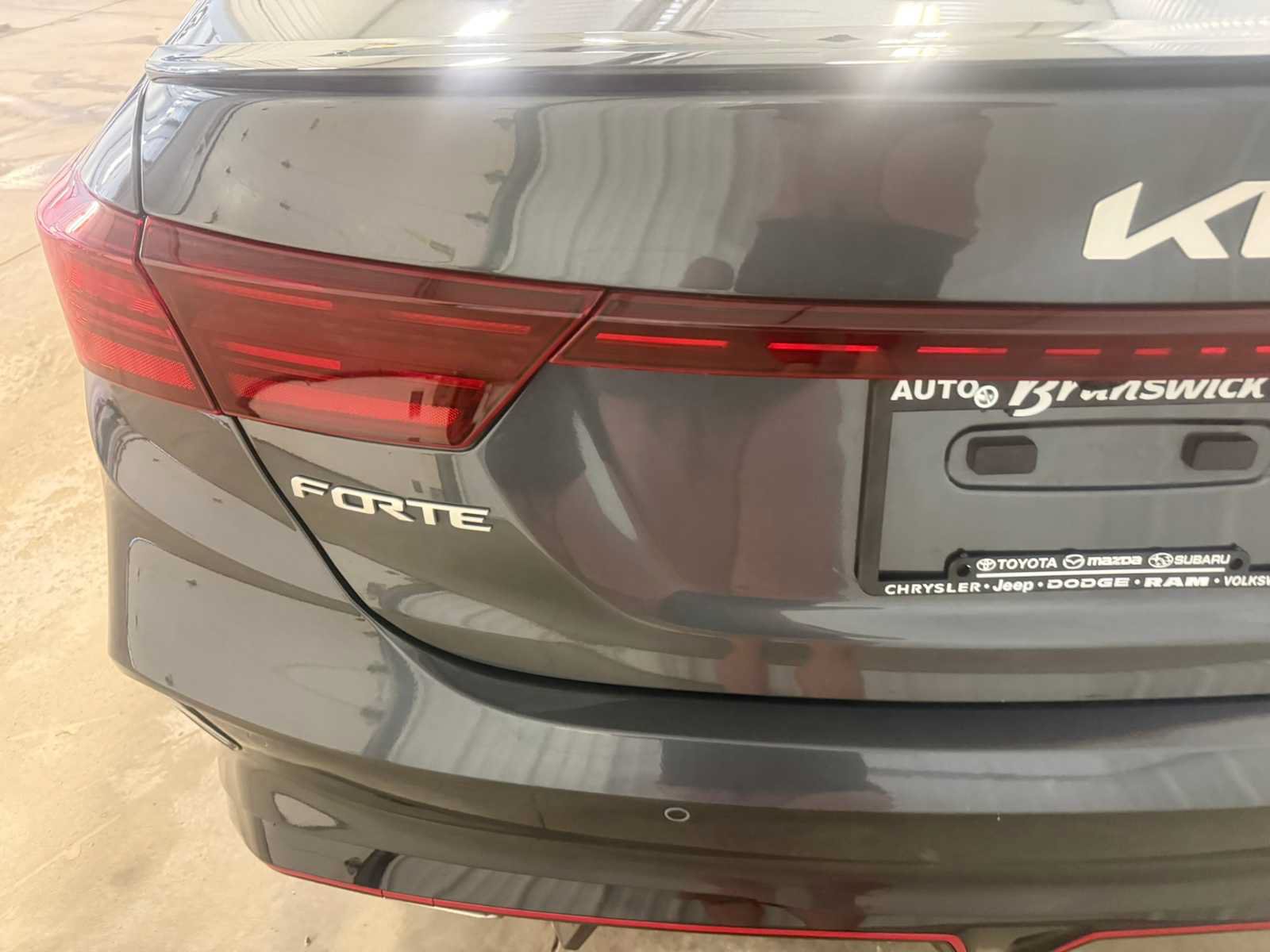 Used 2023 Kia Forte GT w/ GT2 Package FWD image 17