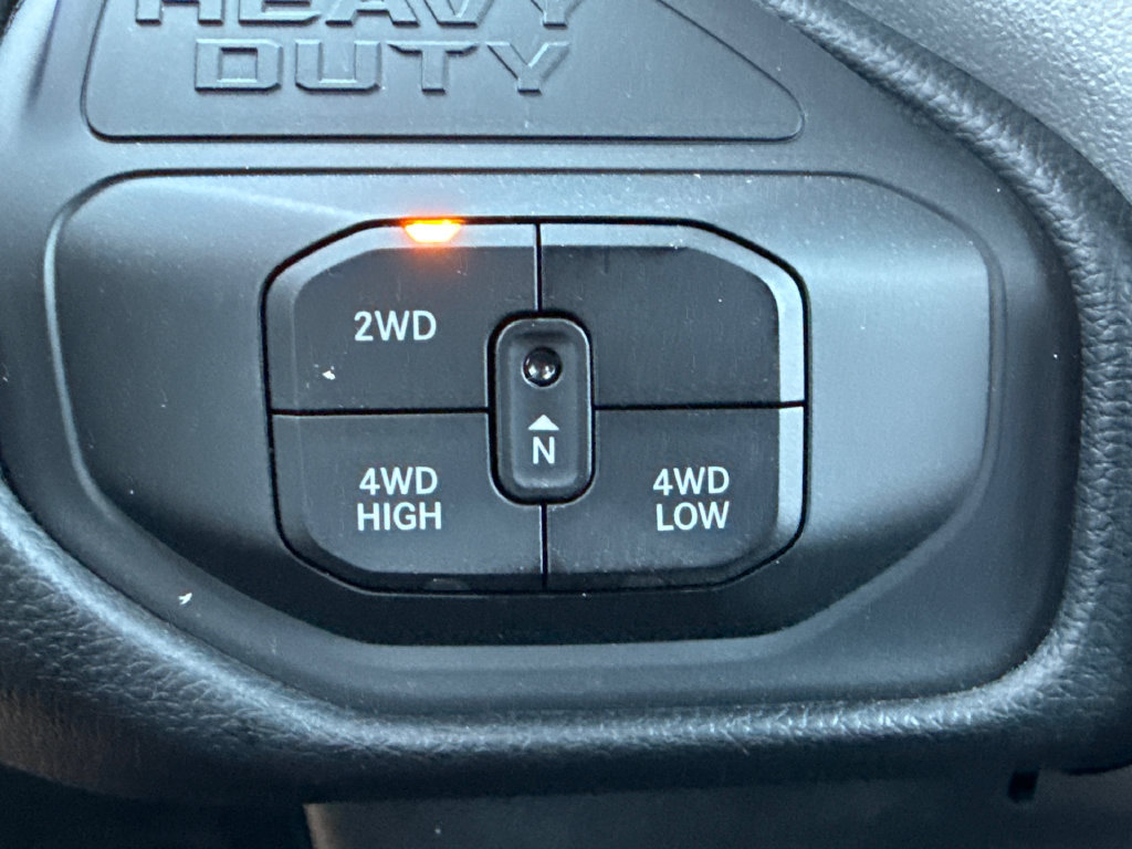 New 2026 RAM 2500 Big Horn AWD/4WD image 26