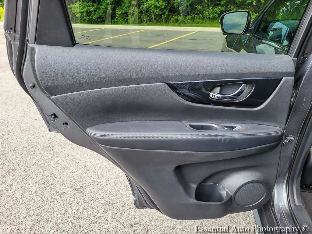 Used 2018 Nissan Rogue SL AWD/4WD image 26