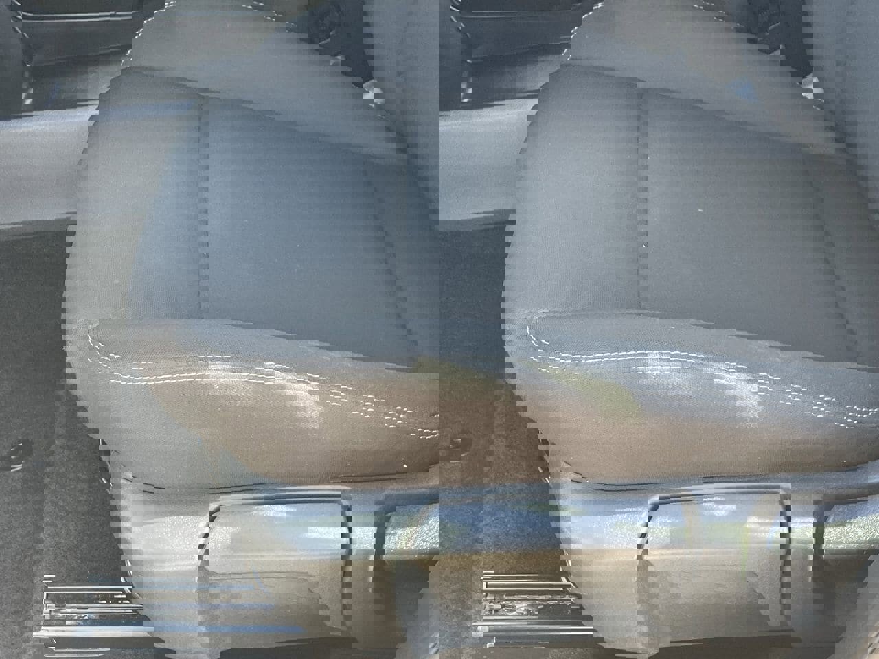 Used 2023 Nissan Rogue S image 23