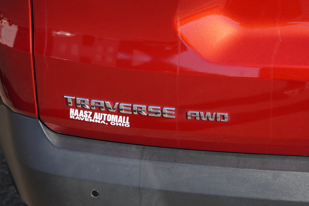 Used 2023 Chevrolet Traverse LT AWD/4WD image 7