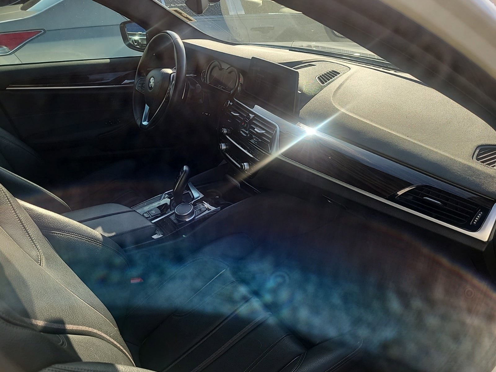 Used 2019 BMW 530i w/ Convenience Package image 13