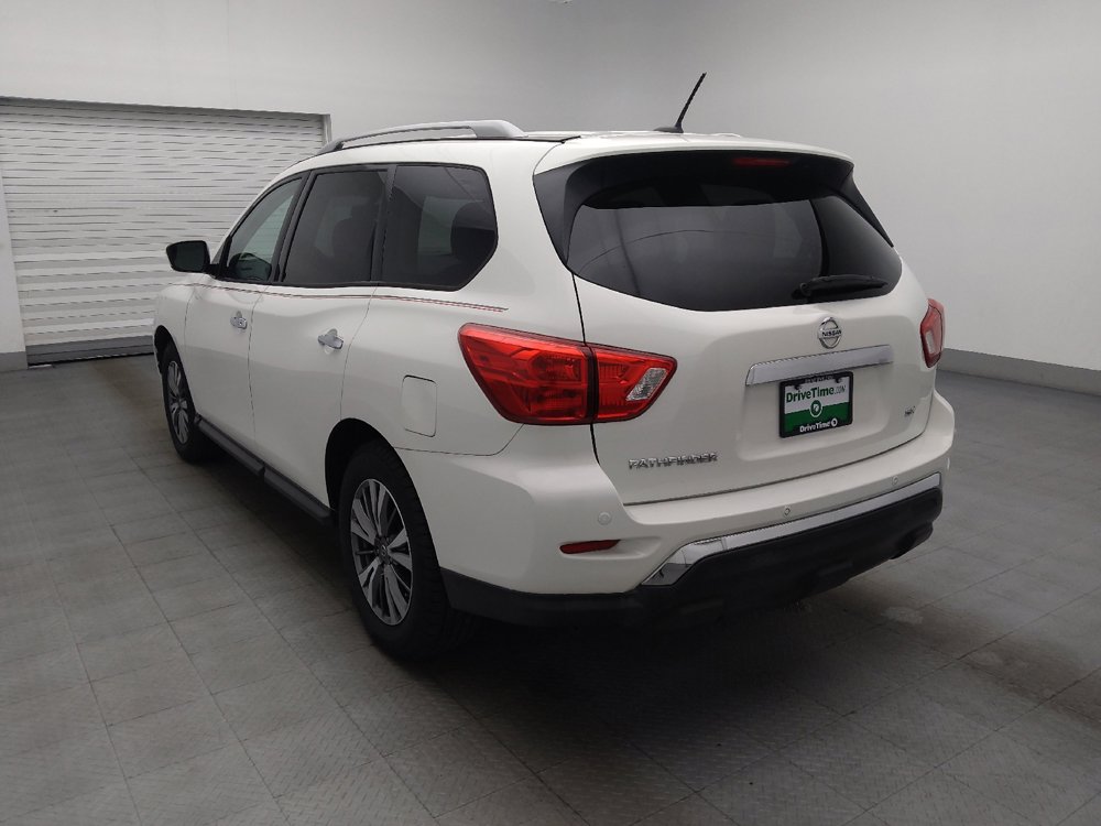 Used 2018 Nissan Pathfinder SV FWD image 5
