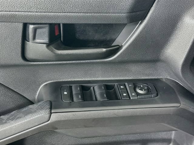 Certified 2026 Toyota Tacoma SR5 AWD/4WD image 19