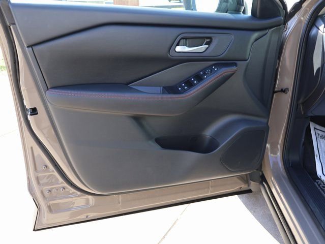 Used 2026 Nissan Rogue SV image 24