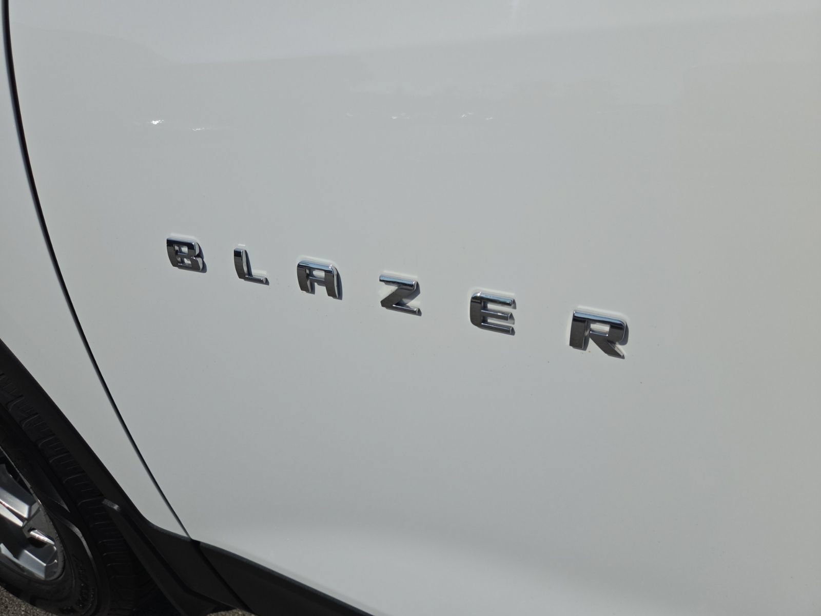 Used 2024 Chevrolet Blazer LT w/ Convenience Package AWD/4WD image 17