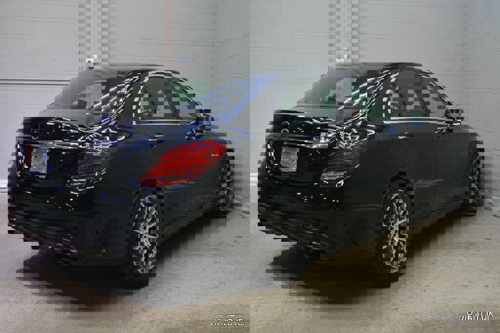 Used 2017 Mercedes-Benz C 63 AMG AMG C 63 Sedan image 4