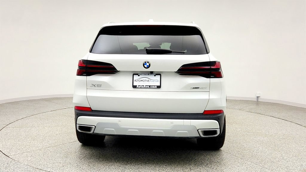 Used 2025 BMW X5 xDrive40i AWD/4WD image 6