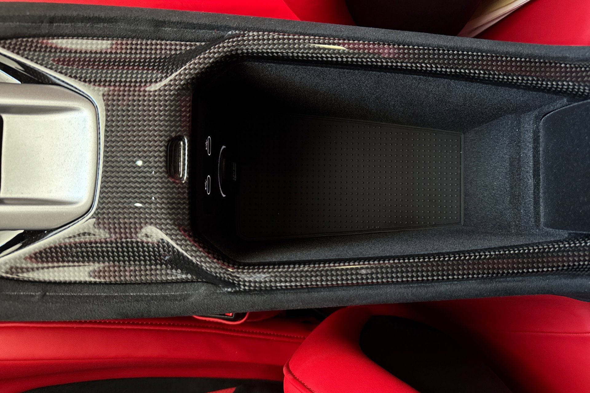 Used 2025 Ferrari 12Cilindri RWD image 25