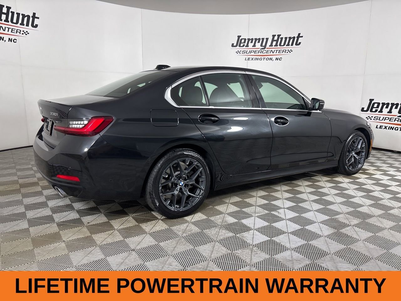 Used 2025 BMW 330i Sedan RWD image 5