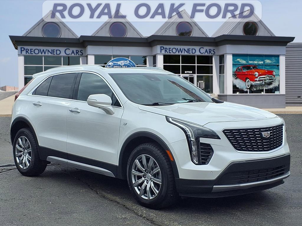 Used 2021 Cadillac XT4 Premium Luxury w/ Cold Weather Package image 1