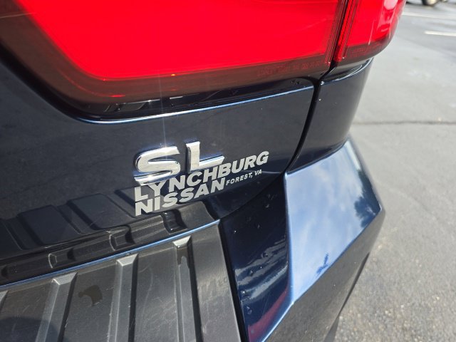 Used 2023 Nissan Armada SL w/ Captain's Chairs Package AWD/4WD image 11