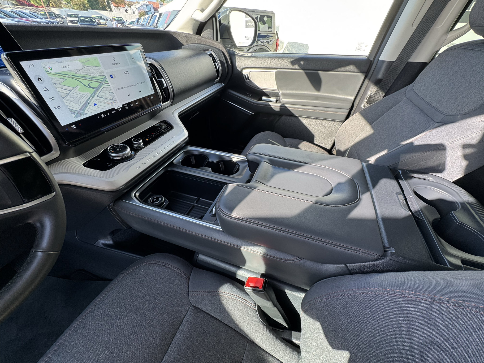 Used 2025 Ford Expedition Max Active RWD image 21