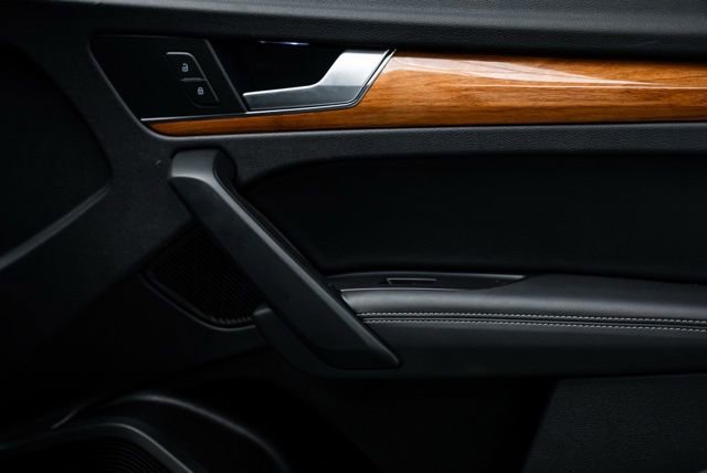 Used 2023 Audi Q5 2.0T Premium Plus w/ Premium Plus Package image 30