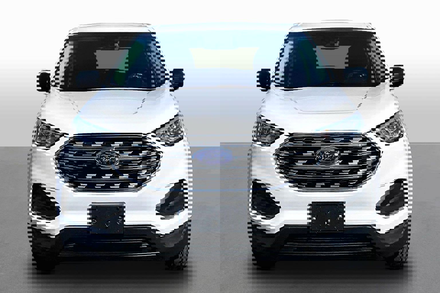 Used 2019 Ford Edge SE w/ SE Fleet Driver's Package image 3