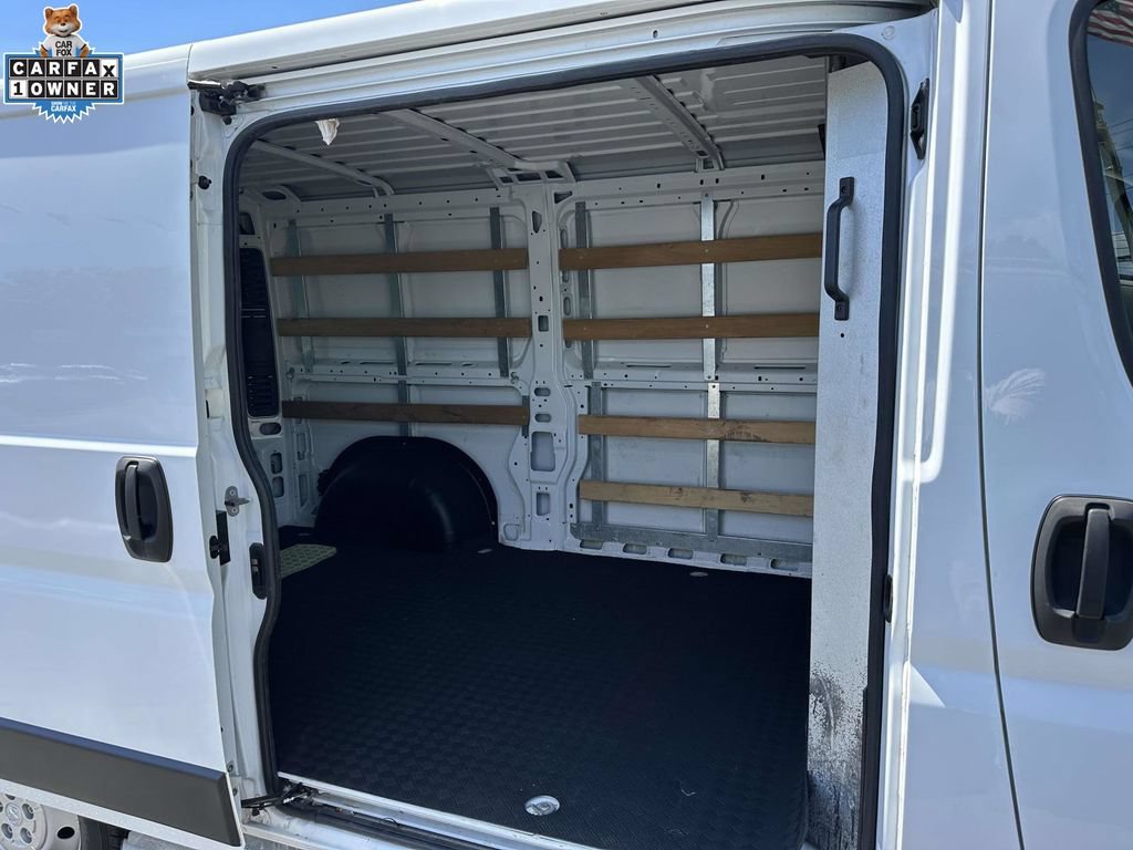 Used 2023 RAM ProMaster 2500 FWD image 9