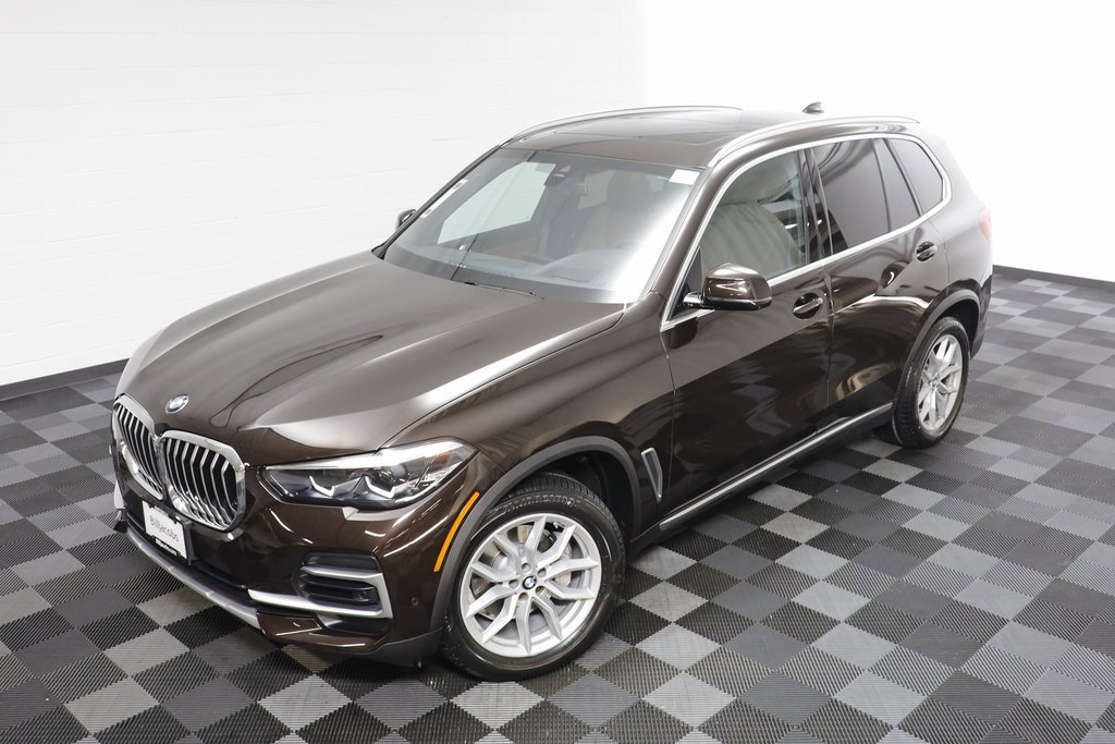 Certified 2023 BMW X5 xDrive40i w/ Premium Package video 2