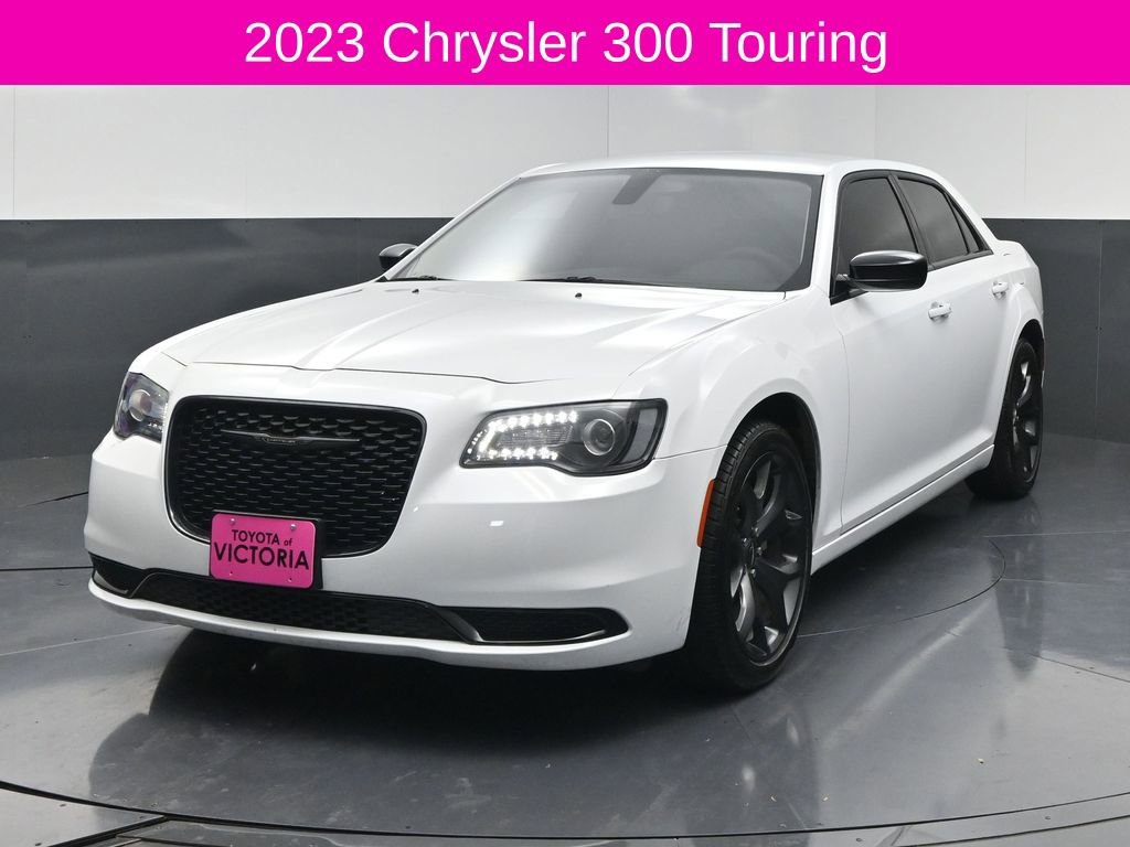 Used 2023 Chrysler 300 Touring w/ Sport Appearance Package image 2