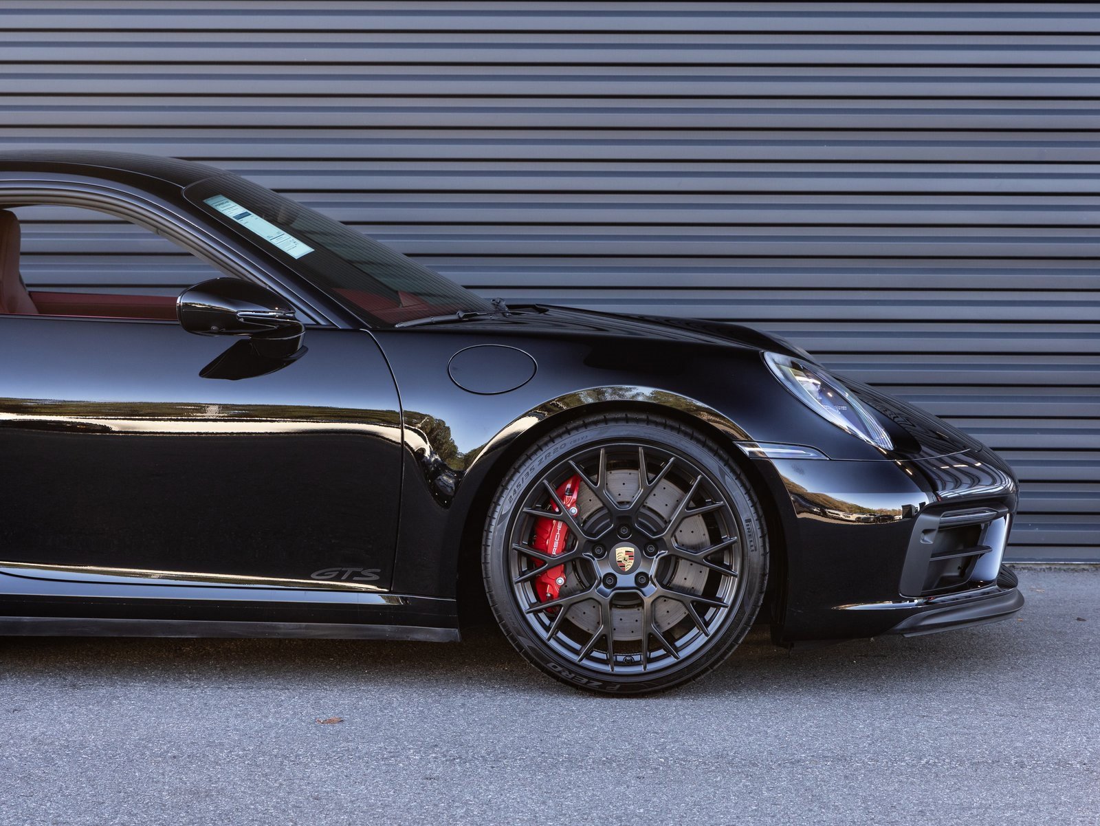 Used 2024 Porsche 911 Carrera GTS w/ Premium Package image 9