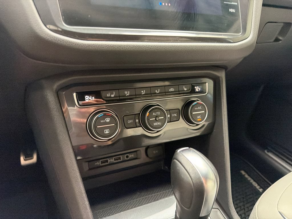 Used 2020 Volkswagen Tiguan SEL Premium R-Line AWD/4WD image 21