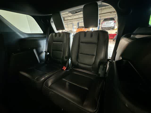 Used 2018 Ford Explorer Limited AWD/4WD image 34