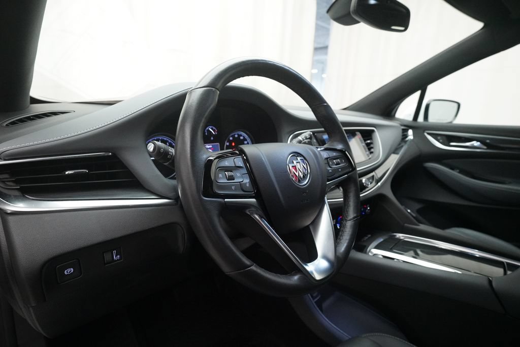 Used 2023 Buick Enclave Essence AWD/4WD image 8