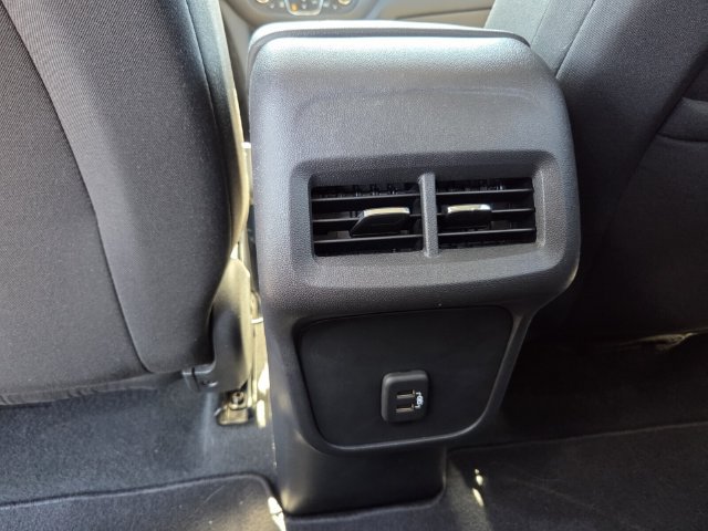Used 2023 Chevrolet Equinox LT FWD image 14