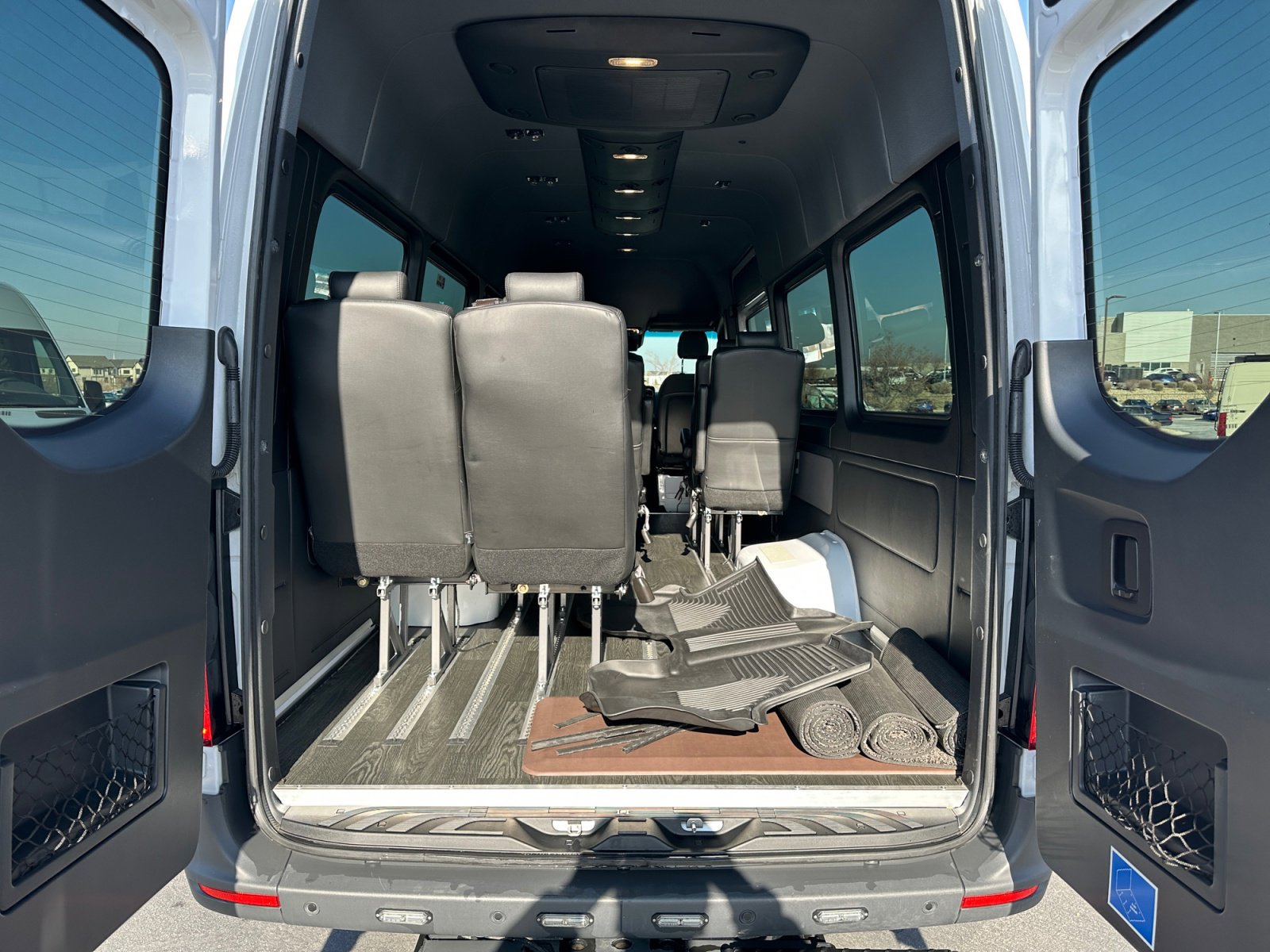 Used 2024 Mercedes-Benz Sprinter 3500 image 28