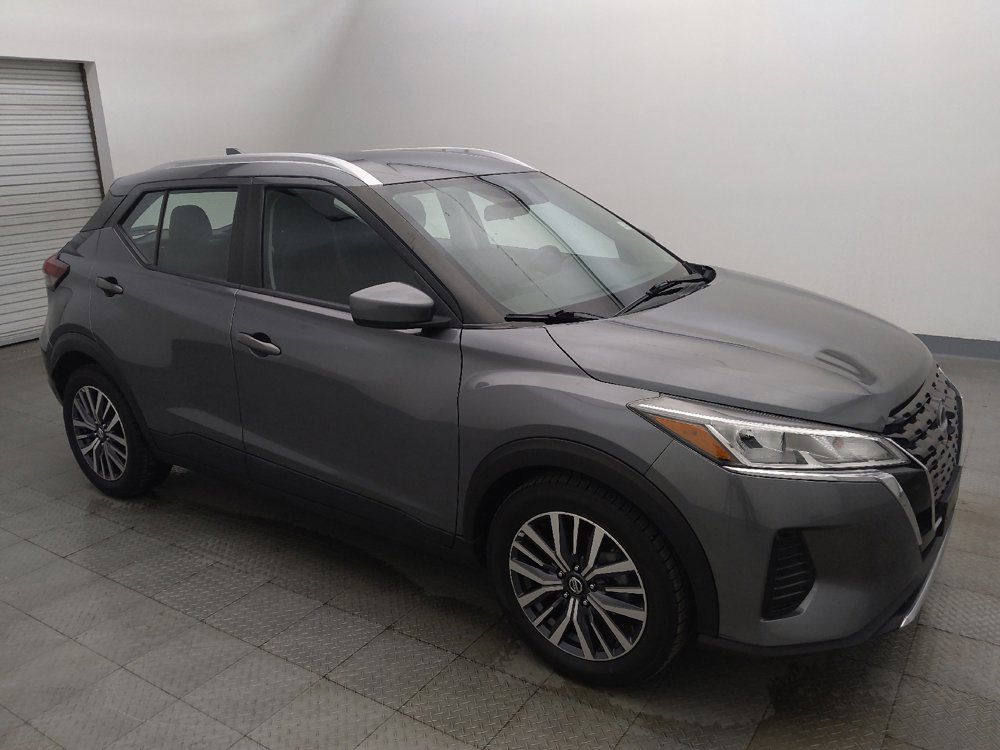 Used 2022 Nissan Kicks SV FWD image 11